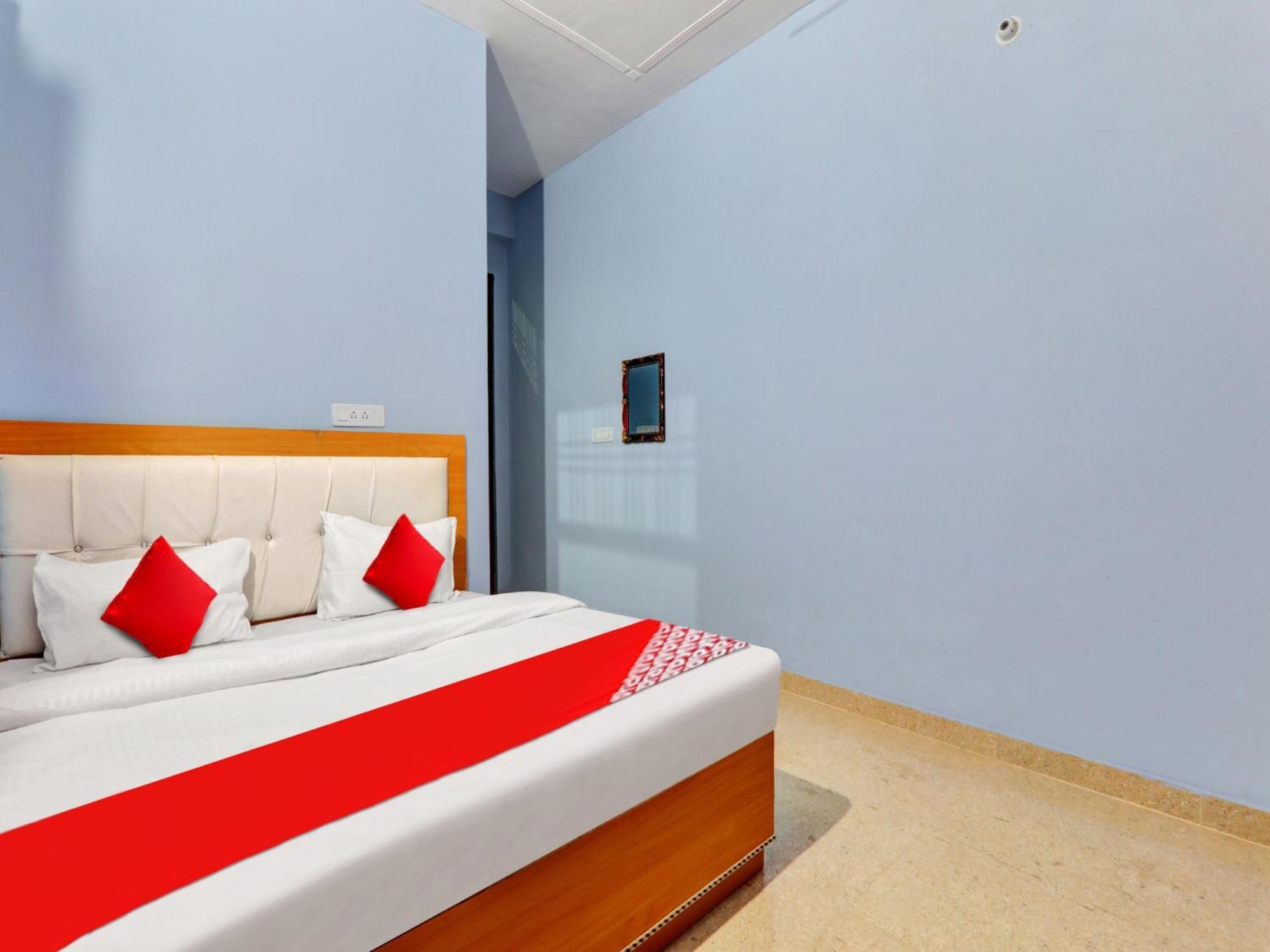 Hotel O Aradhya Galaxy Bhauli Exteriér fotografie